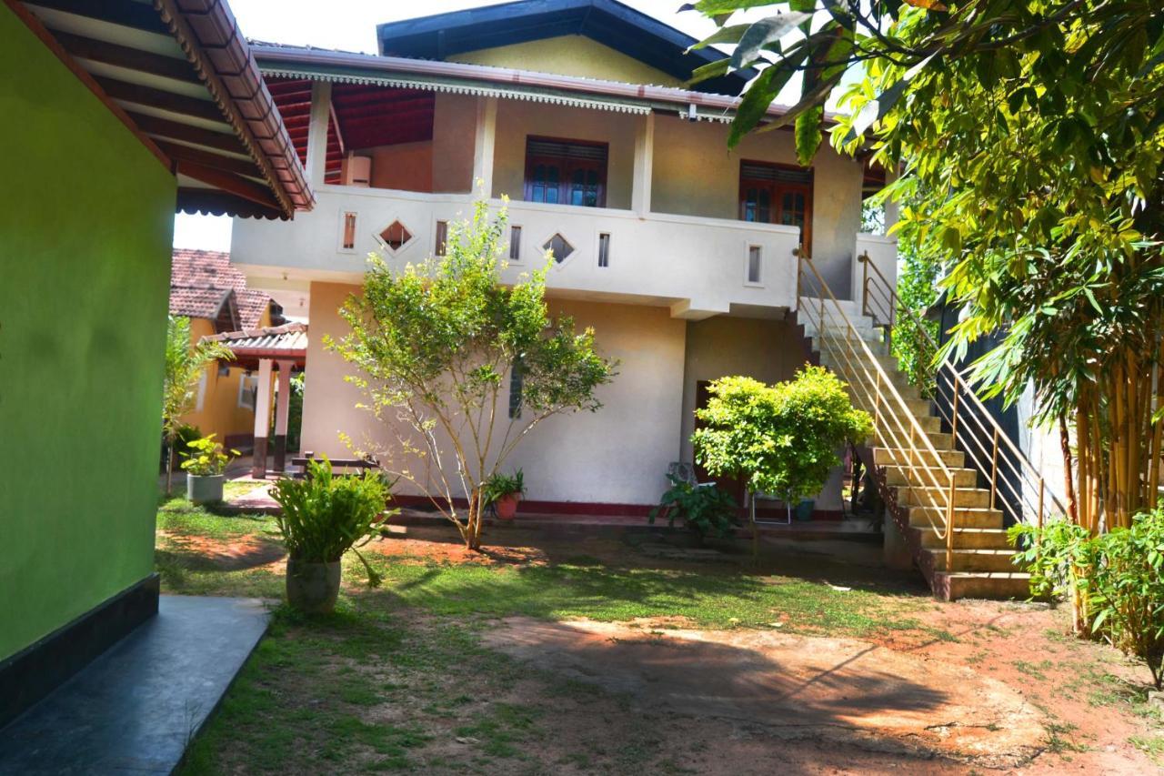 The Citadel Guest House Hikkaduwa Exterior foto